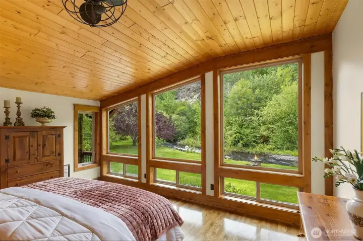 Views of Waterfront from nearly every window!