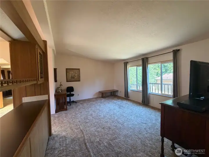 Spacious family room. Spacious family room.