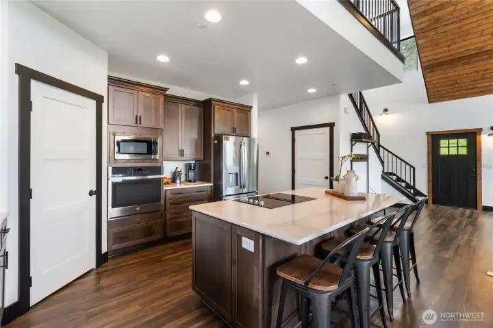Expansive Open Kitchen Expansive Open Kitchen