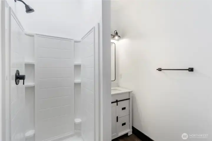 Three Quarter Bath in DLB Three Quarter Bath in DLB