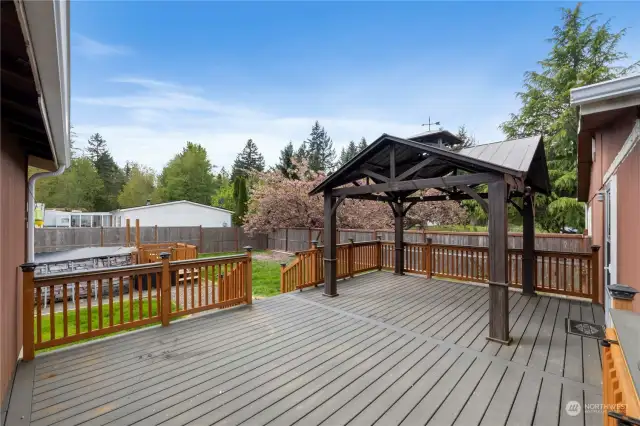 Newer trex deck with sliding gates! Gazebo covering is negotiable.