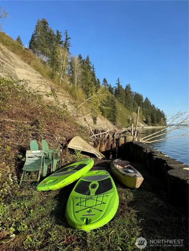 Deeded beach access bulkhead area
