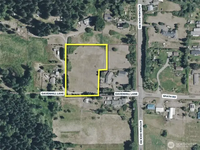 Overhead view with approximate boundaries in yellow.
