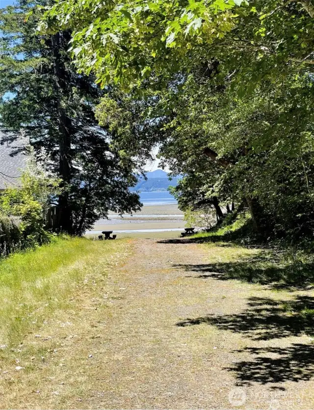 Hood Canal Community  Boat launch
