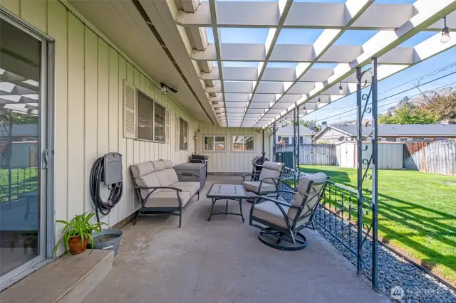 Patio with pergola for relaxing