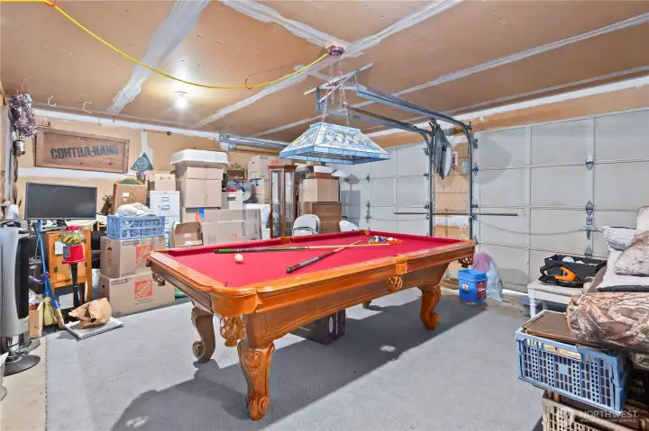 Garage - pool table can stay!
