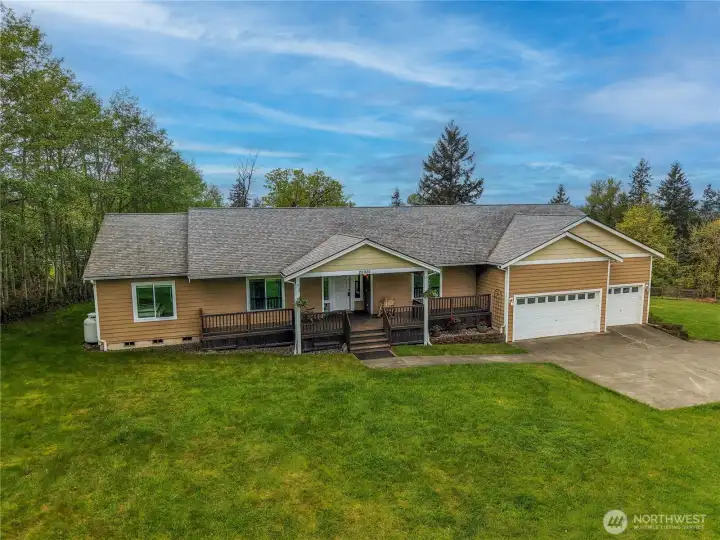 A rare blend of craftsmanship, privacy, and natural beauty.