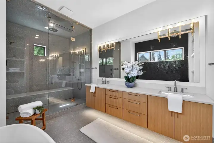 Primary bath with full Steam Shower