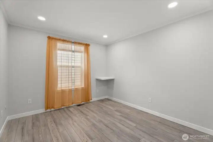 guest bedroom 2 upstairs