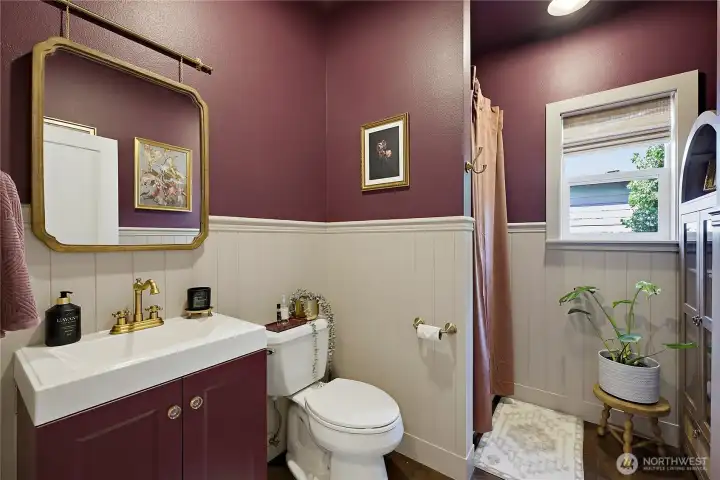 This 3/4 bath belong in a magazine. . . .