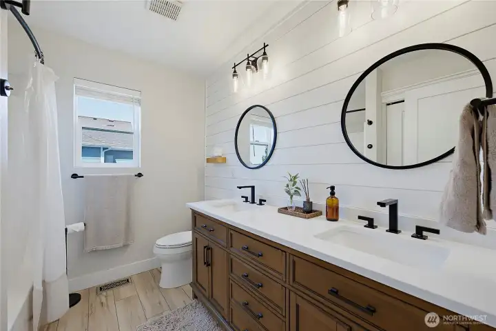 Main bathroom fully updated