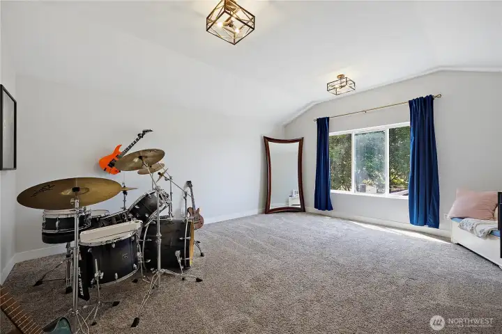 Bonus room ready to be whatever suits your need