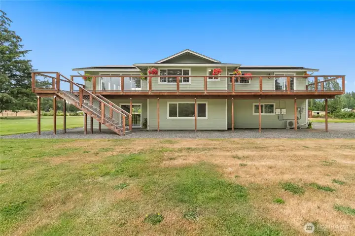 Welcome to 8360 Valley View Road!