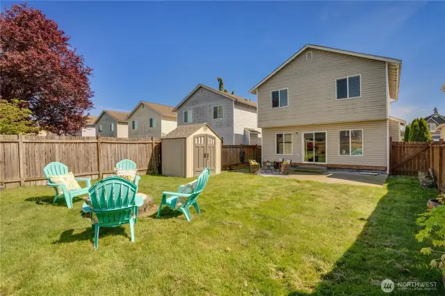 Fully fenced backyard with patio, great for BBQ'ing and entertaining