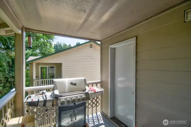 Deck of unit D with additional storage