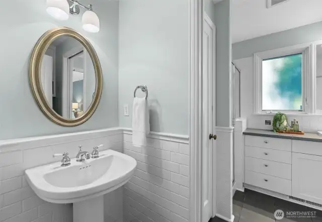 Jack and jill entry into master bath.