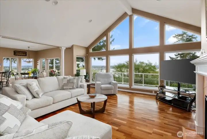 Comfortable, yet expansive, there is room for all your loved one here.