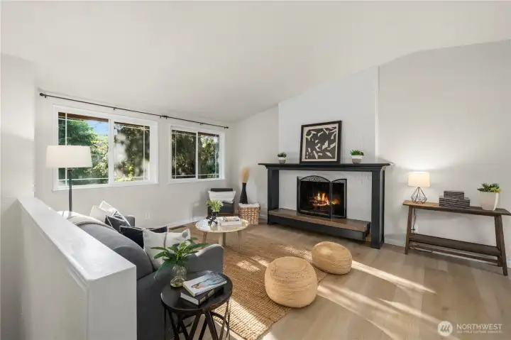 Vaulted ceilings & big windows provide lots of natural light Vaulted ceilings & big windows provide lots of natural light