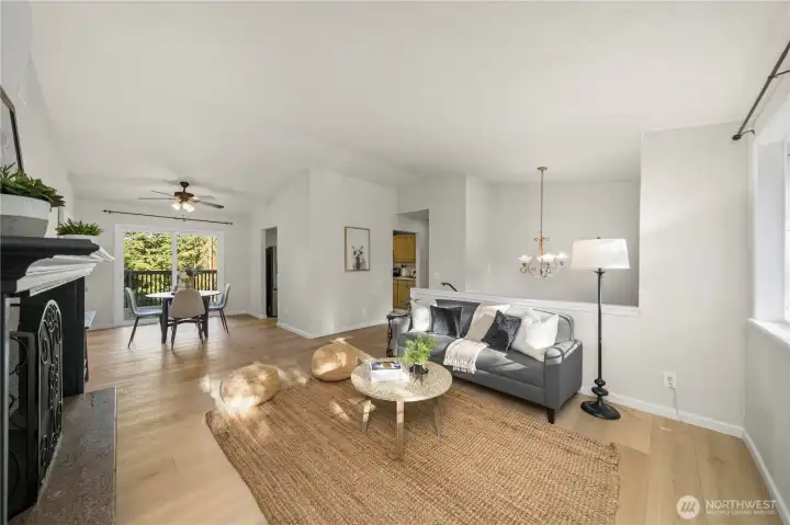 Bright & open floor plan Bright & open floor plan