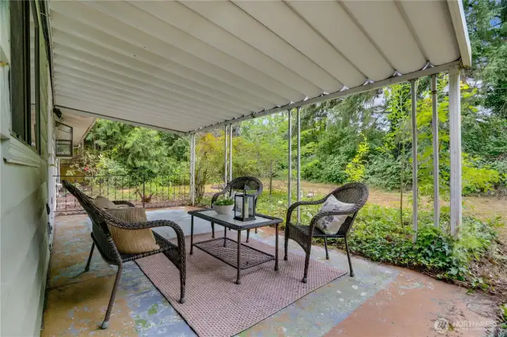 Carry dinner out to the patio on warm days. The cover even keeps you dry on a drizzly afternoon. Carry dinner out to the patio on warm days. The cover even keeps you dry on a drizzly afternoon.