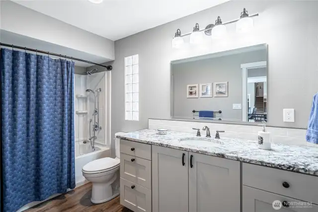 Bathroom - main level