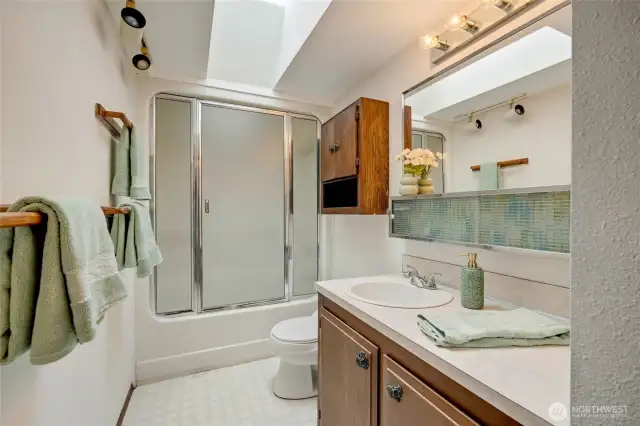 Full Bathroom