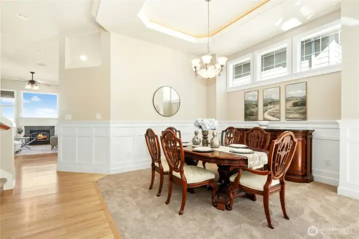 Huge dining room fits 6+ people for your Holiday gatherings! (table and sideboard for sale)