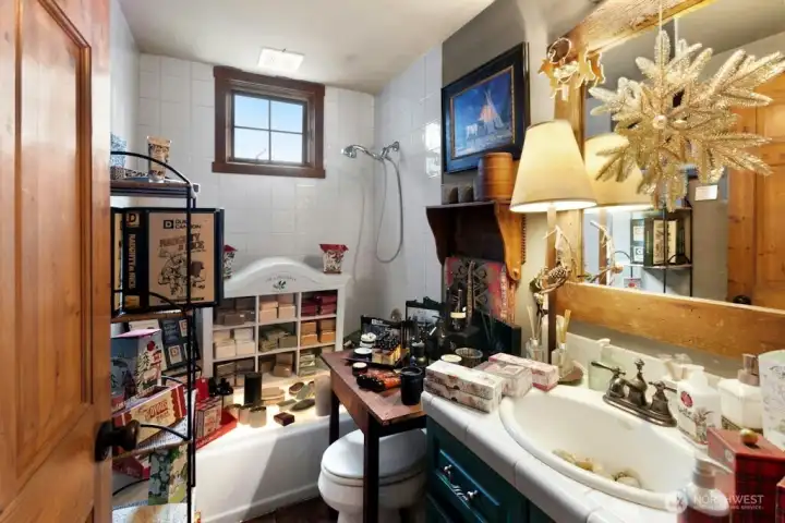 Main floor bathroom (currently used as part of Christmas Shop business)