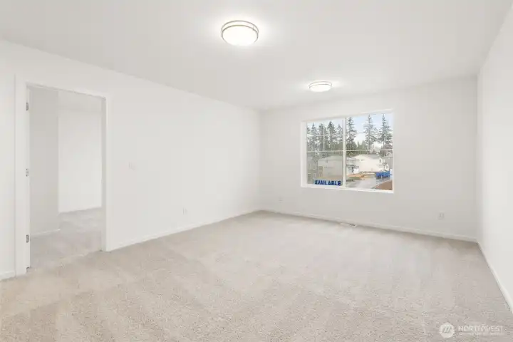 Large loft / bonus space