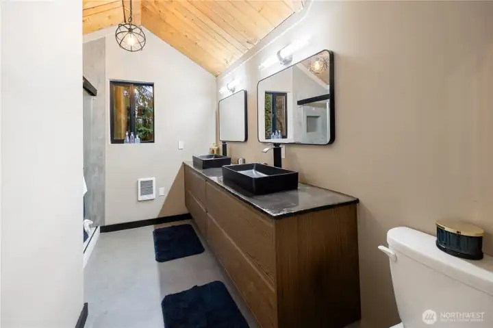 Gorgeous primary bath