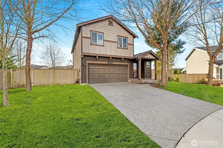 Located on a private cul-de-sac yet close to town and amenities.