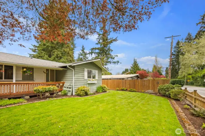 Welcoming! With Freshly Painted Entryway