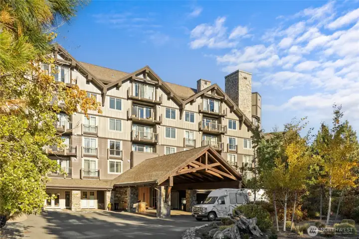 Four-season destination offering recreation, relaxation, and income potential.