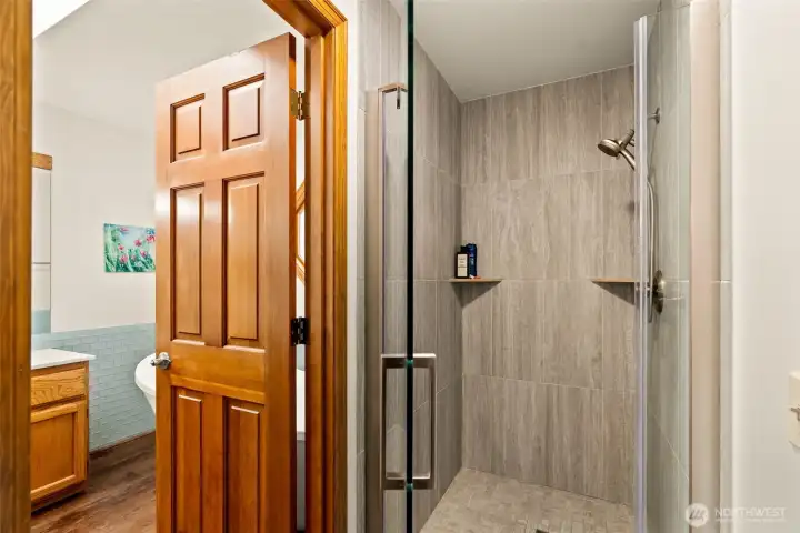 Master shower