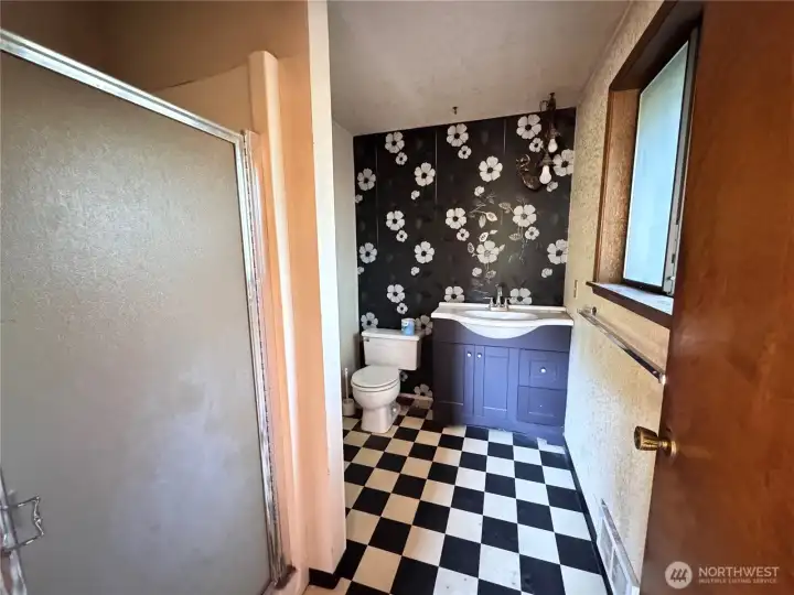 Bath off of Primary