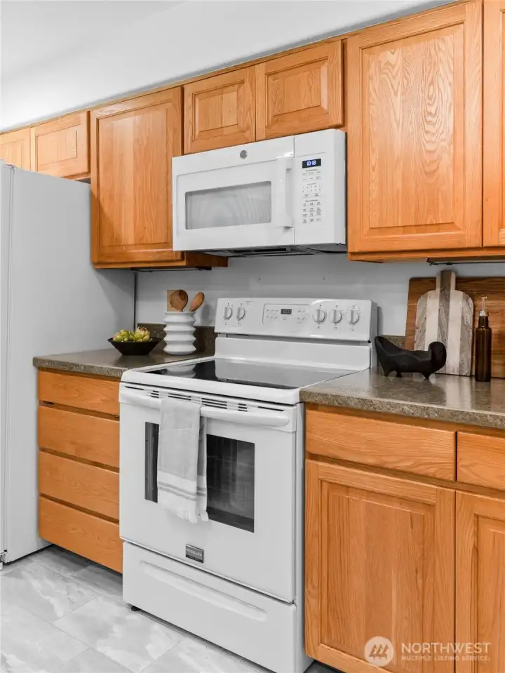 KITCHEN | This functional layout offers plenty of room to cook or bake to your heart's content.