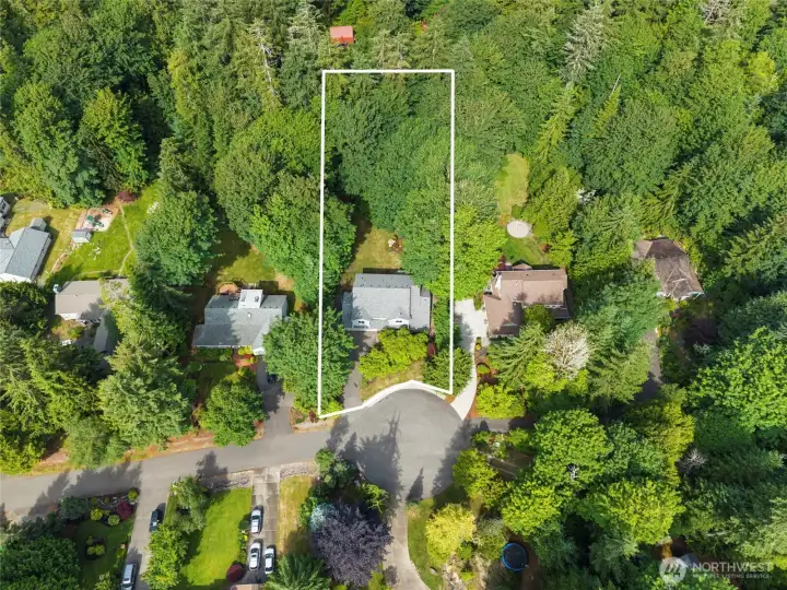 .63 ACRES | This awesome home is on a quiet cul-de-sac in a neighborhood that features beautiful homes on large lots.