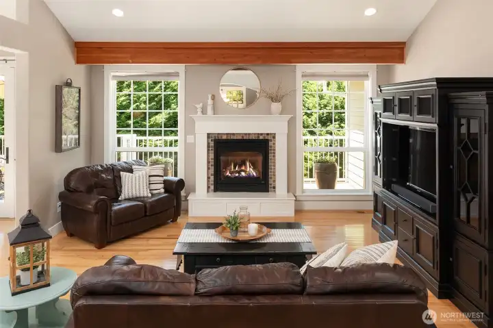 Look outside and you’ll find complete privacy. Inside, the craftsmanship is equally impressive, with exceptional millwork and thoughtful detailing that elevate every view. Look outside and you’ll find complete privacy. Inside, the craftsmanship is equally impressive, with exceptional millwork and thoughtful detailing that elevate every view.
