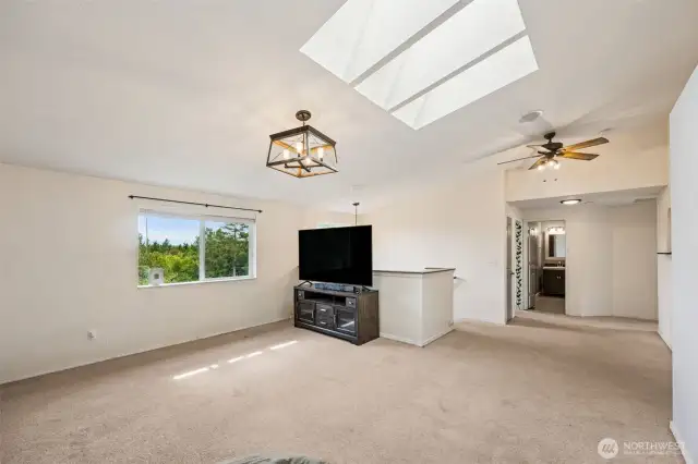 Upstairs bonus room