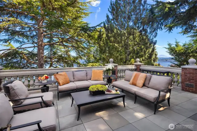 Outside the main level living room enjoy plenty of room for guests and family alike to enjoy days and evenings outside.