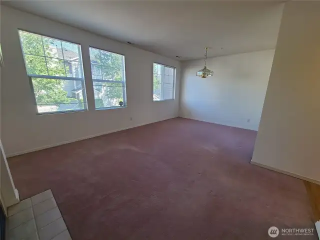 Living/Dining Room