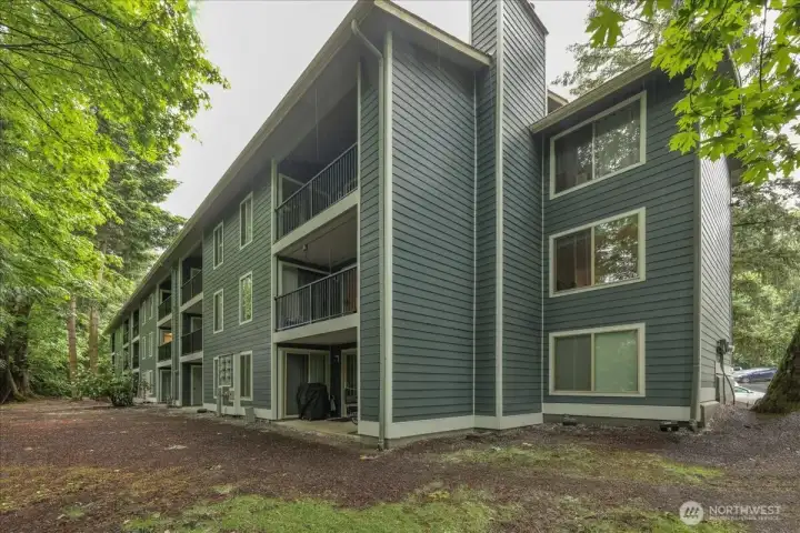 Rear picture! Our home is on opposite side. but you can notice the knockout for the 3rd bedroom.