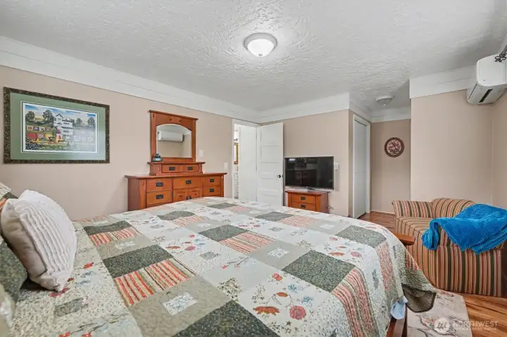 Upper Bedroom 4 w/ Ductless Mini Split Heating and Cooling