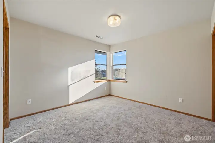 New carpet and flooring throughout