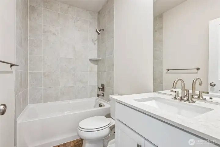 Disclaimer Secondary photos of same floor plan on different lot in different community: Photos are from another Warren, finishes, upgrades, and features may vary.