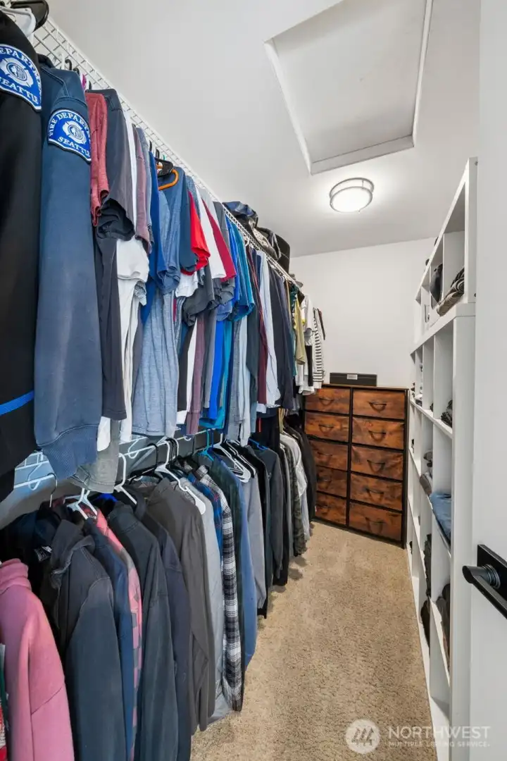 Walk in closet