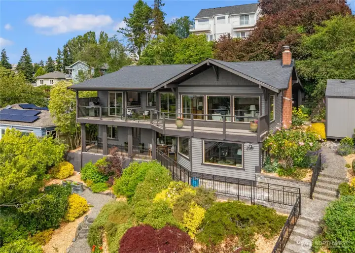 Welcome to this absolutely stunning home in the heart of Seaview, one of West Seattle's most sought after neighborhoods. Welcome to this absolutely stunning home in the heart of Seaview, one of West Seattle's most sought after neighborhoods.