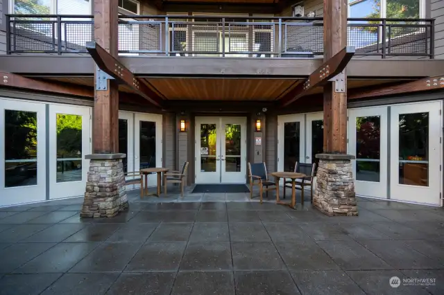 This is the back of the building taken from the courtyard to show you the architecture and access. the club room is to the right and the workout room to the left.  You can easily access those rooms from inside the building.