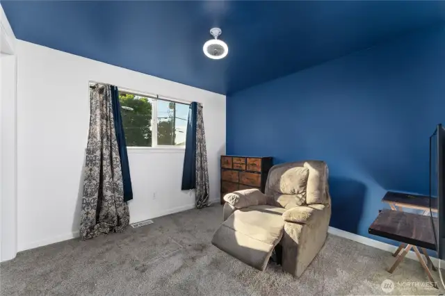 3 bedrooms on main level and two on lower level too!