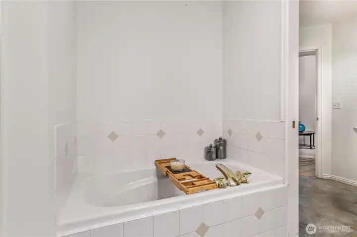Soaking Tub